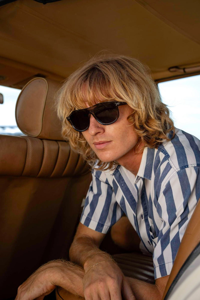 Unisex Oversized Transparent Black Wayfarer Sunglasses
