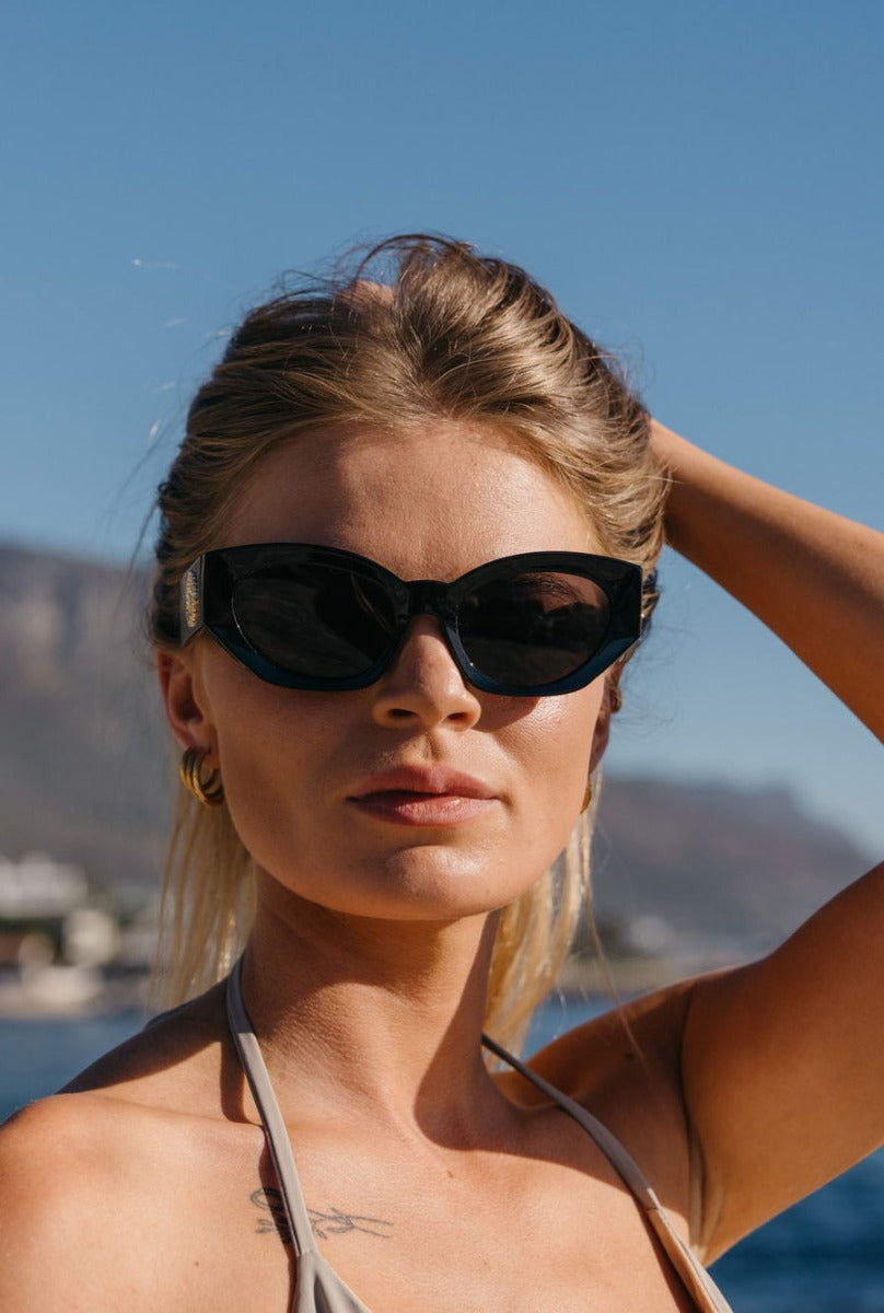 Luxury Geometric Black Cat Eye Sunglasses