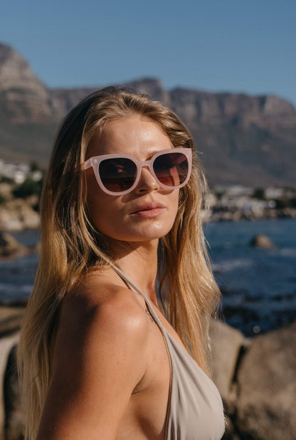 Oversized Brown Cat Eye Sunglasses